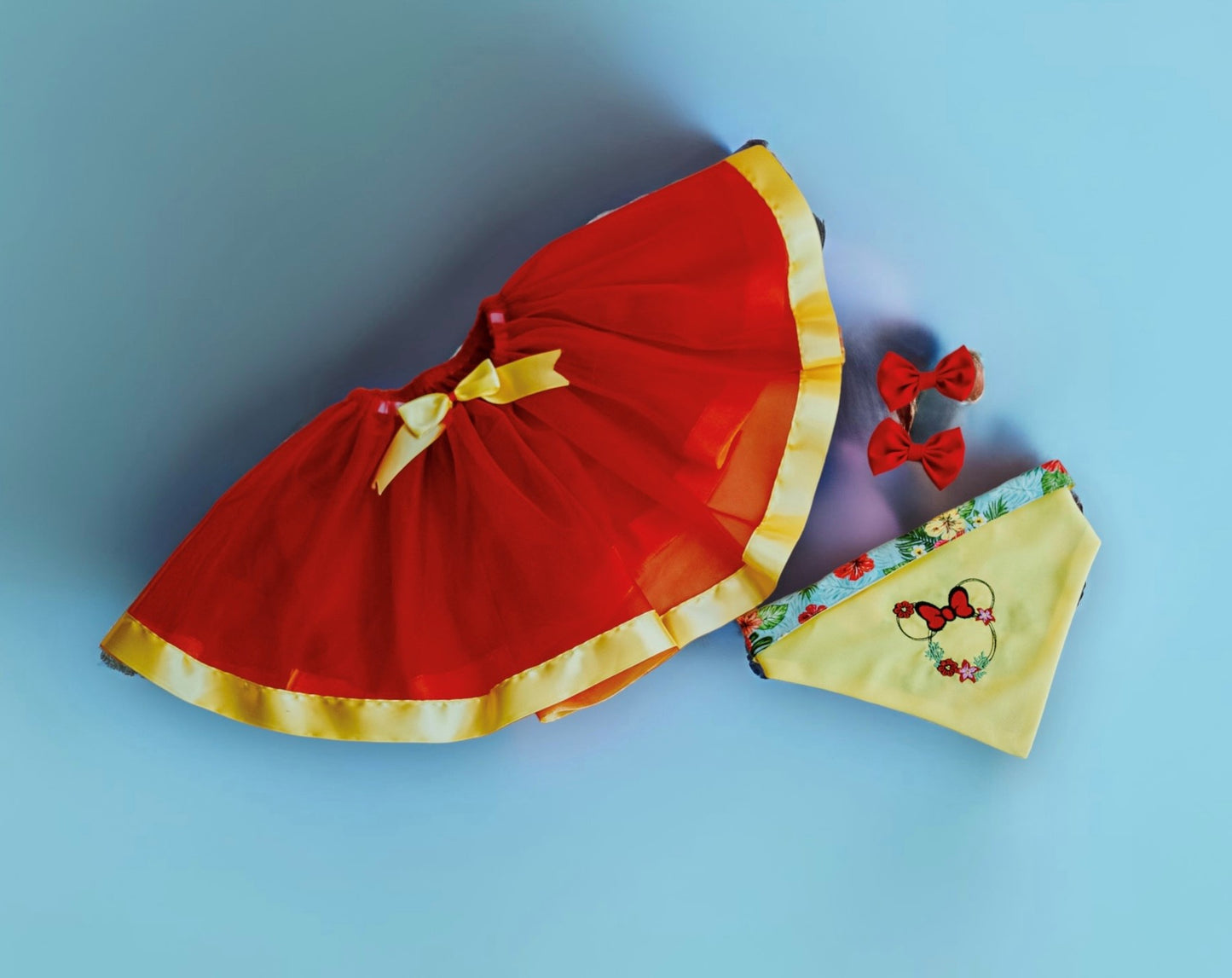 Paw-Set Ms. Minnie Tropical